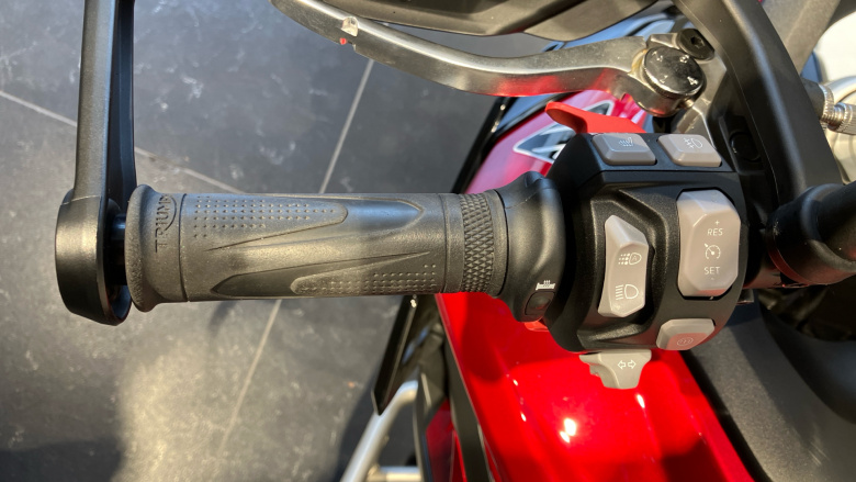 Triumph Tiger 900 GT Pro (24MY)